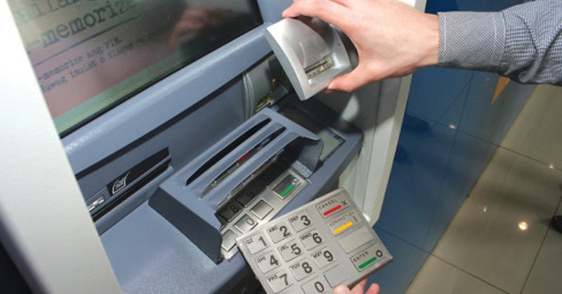 Feature-ATM-Skimming-copy_130918-124940.jpg